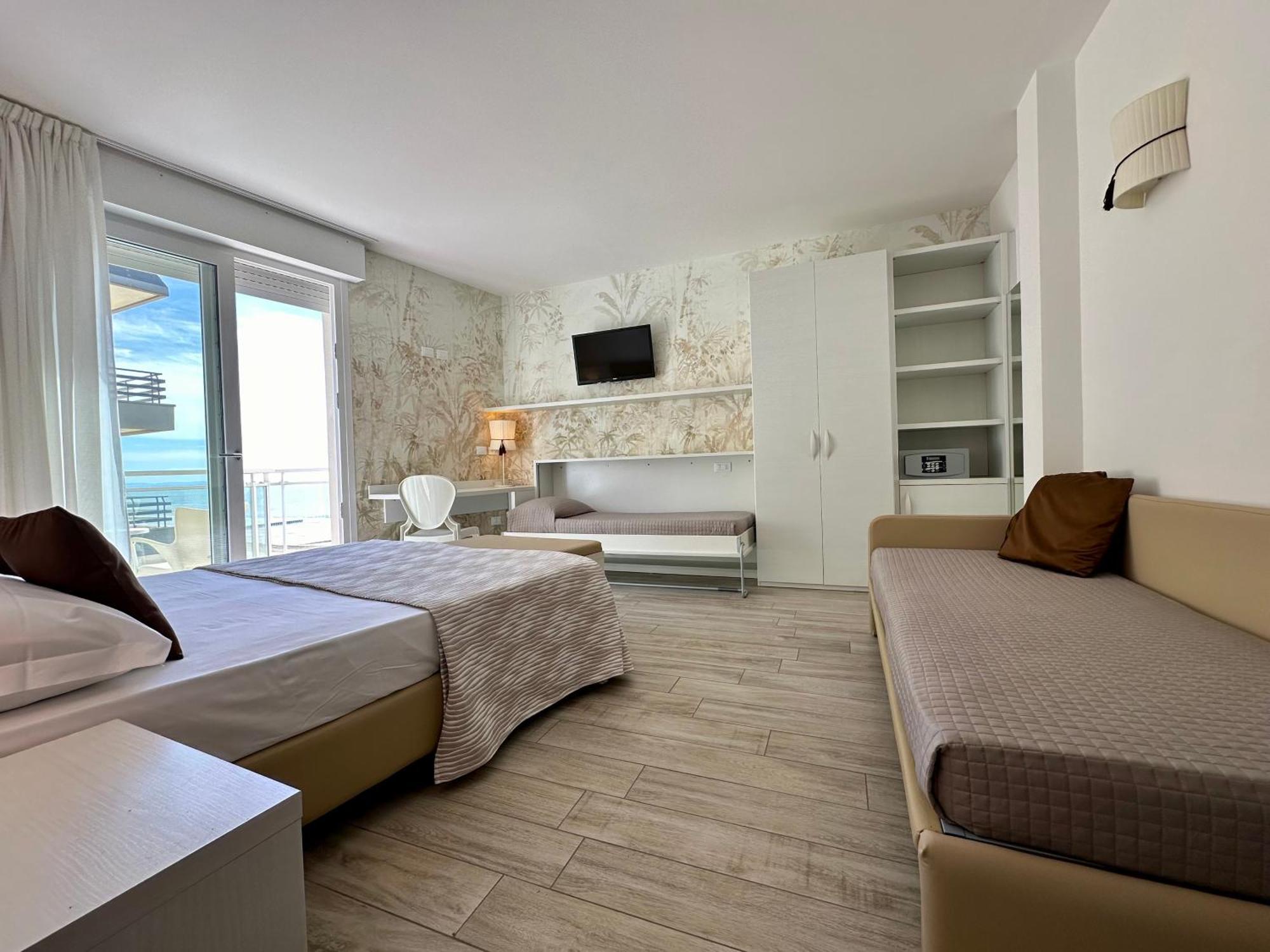 Hotel Nizza Frontemare Superior 3 Stelle Лидо-ди-Езоло Экстерьер фото